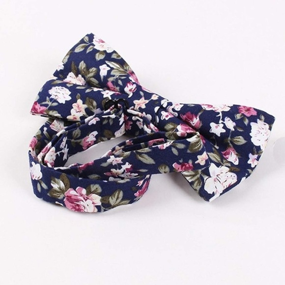 Floral Navy Bow Tie – Jim 🎓PRE-TIED MEN\'S NAVY FLORAL BOWTIE! *NEW*